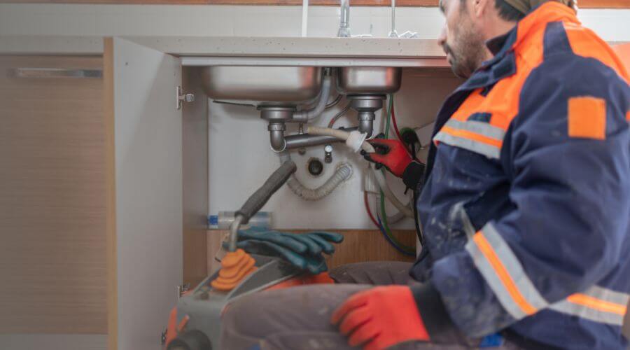 Local tankless water heater installation in Delaware